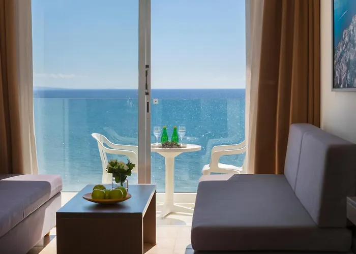 Costantiana Beach Hotel Apartments